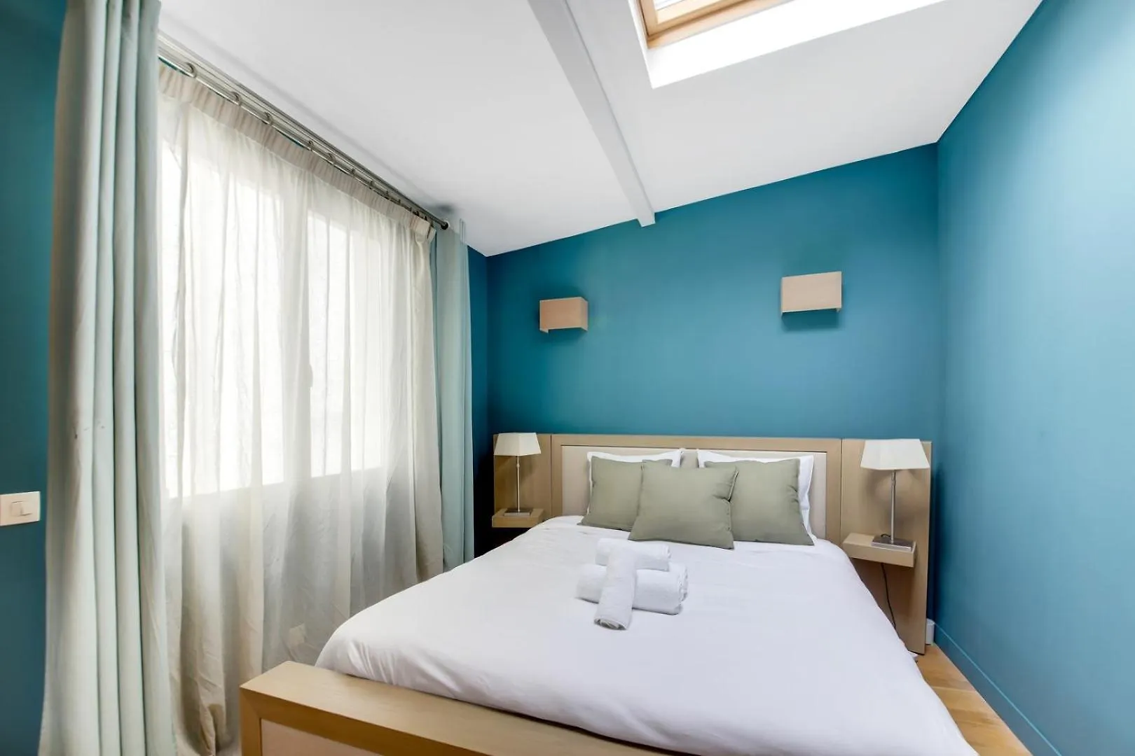 Apartment Marais Bretagne Area Paris